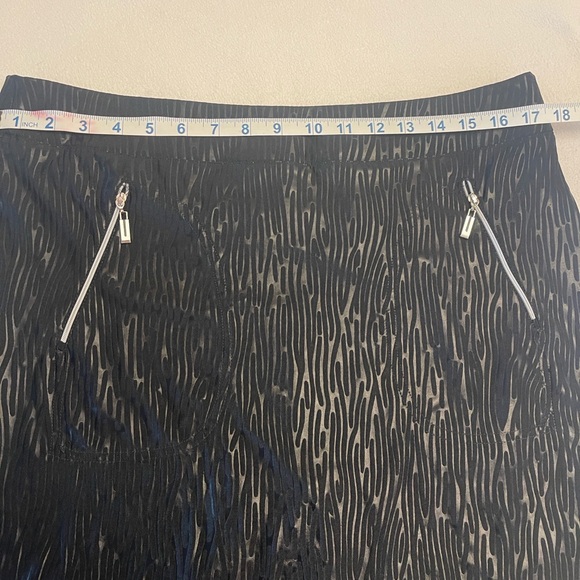 Jamie Sadock Golf Skort. Like new. Super cute print. - Picture 4 of 5